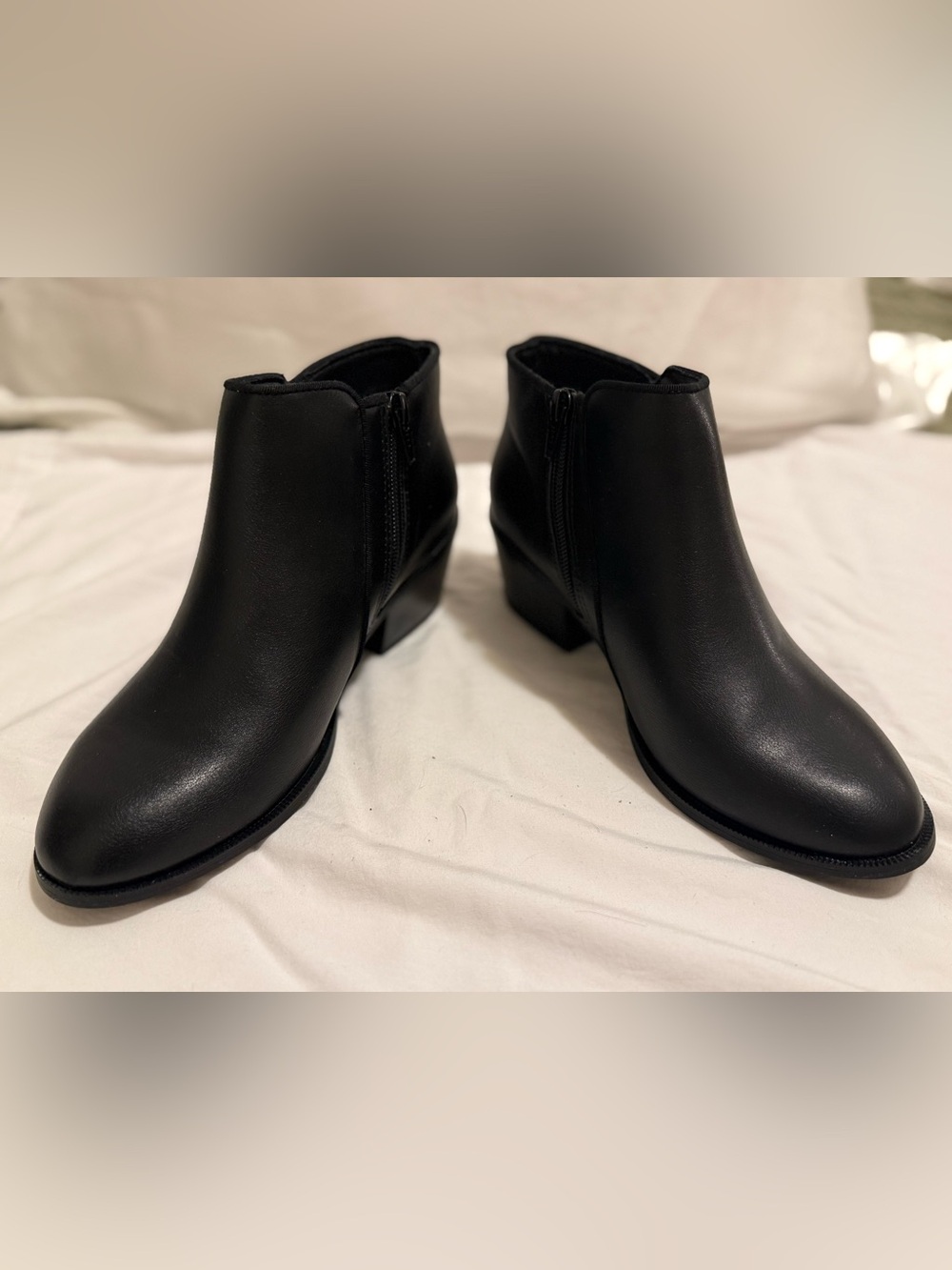 Amazon Essentials Black Ankle Boots & Booties